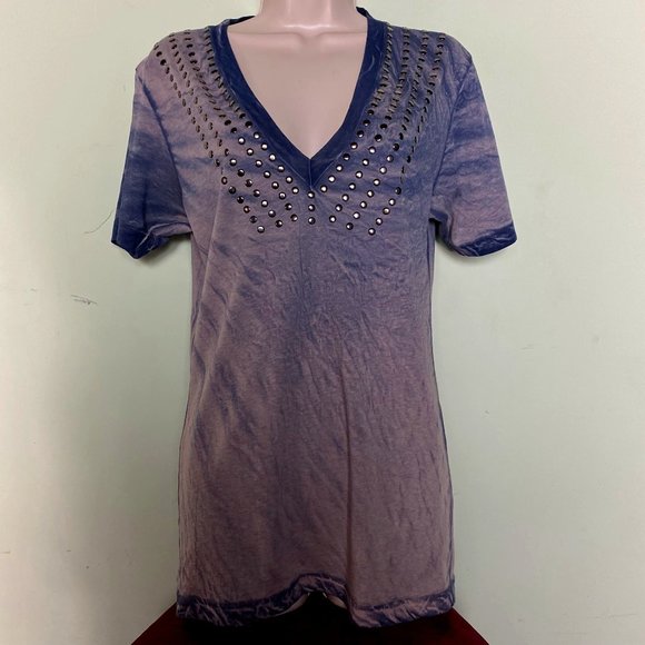 GO JEANS Studded Tee - Picture 1 of 5